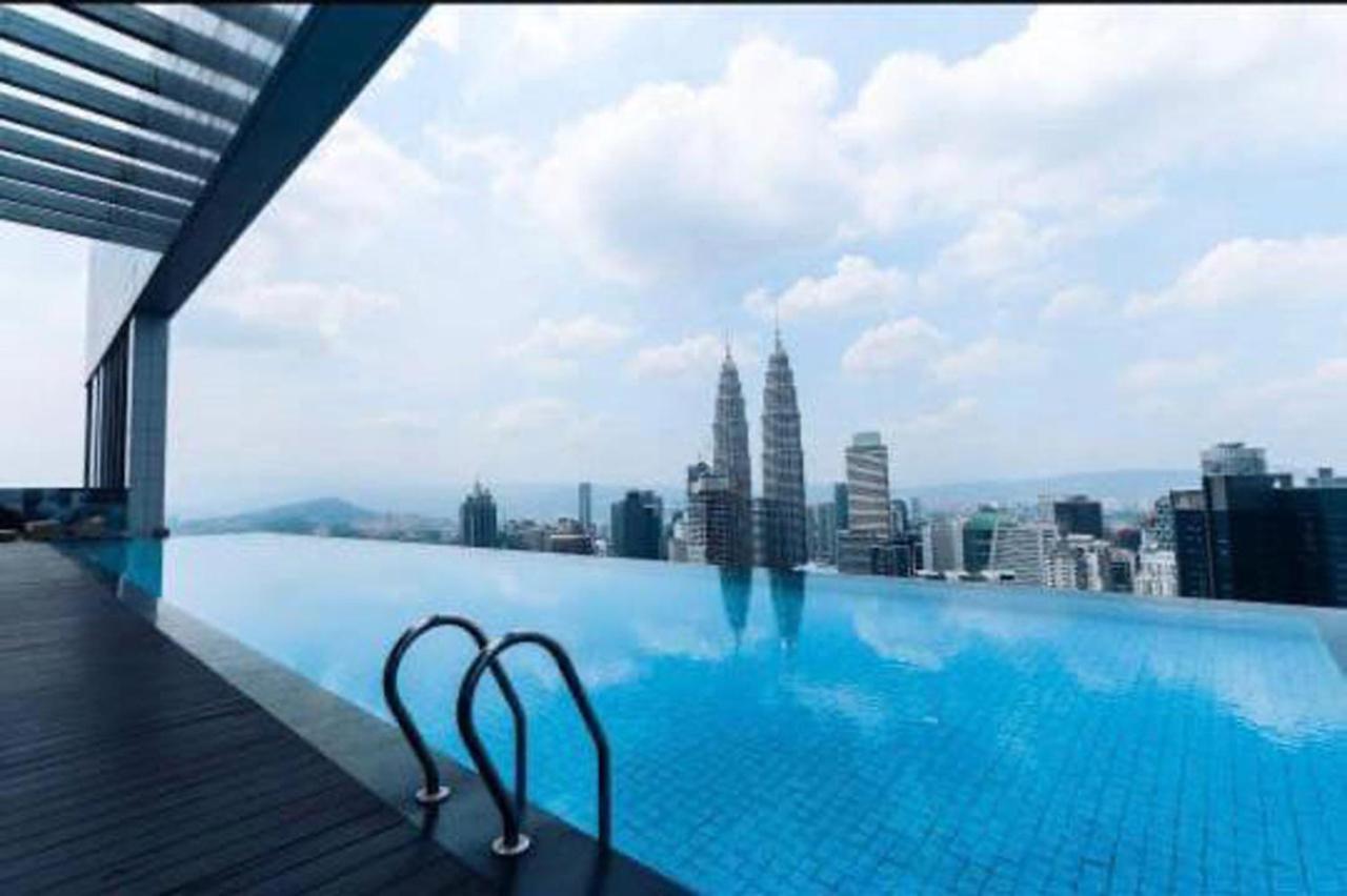 דירות קואלה לומפור The Platinum Klcc By Infinity Pool מראה חיצוני תמונה